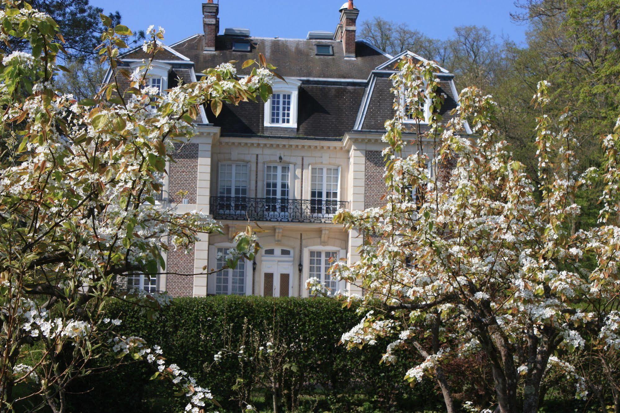 Chateau D'Avesnes - Le Castelet Exterior photo